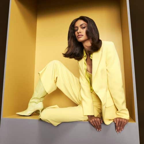 belludio-COLOR-ME-GLOSS-model-yellow